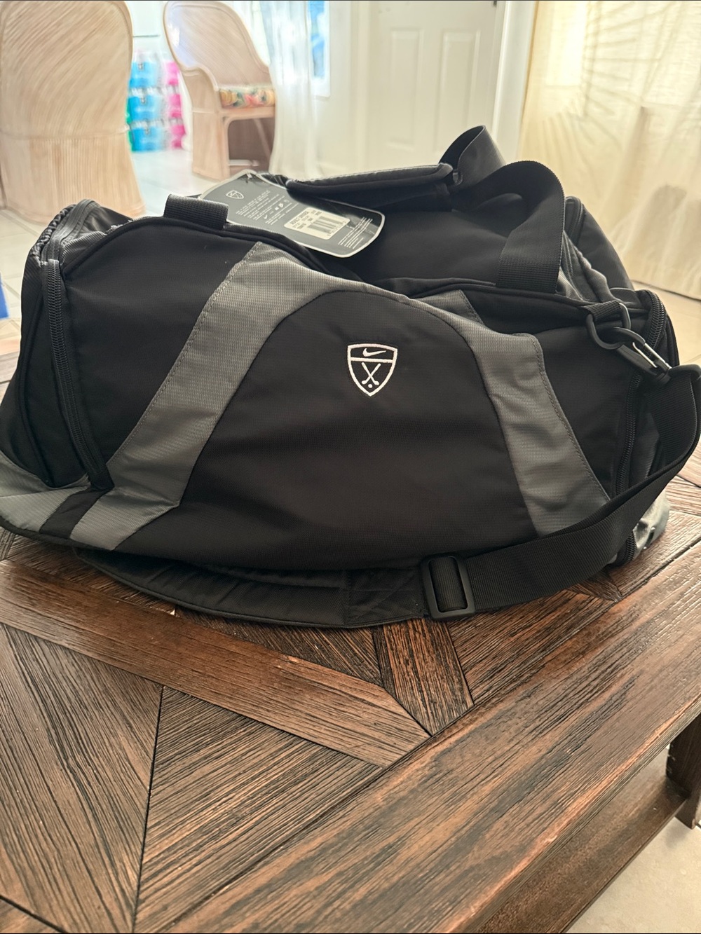 Nike Golf Black & Gray Duffel Bag NWT Adjustable Strap